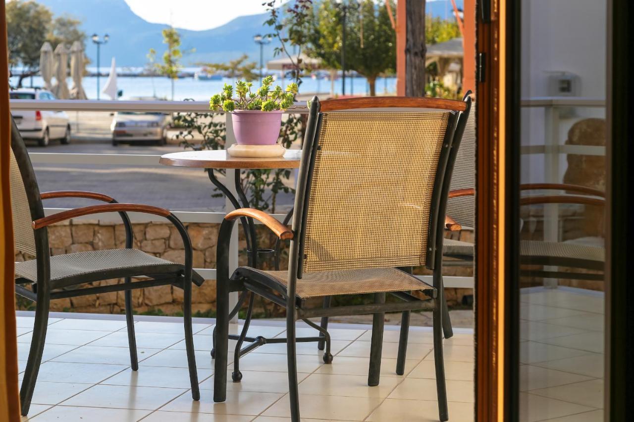 Eleni Suites Methoni Exterior photo