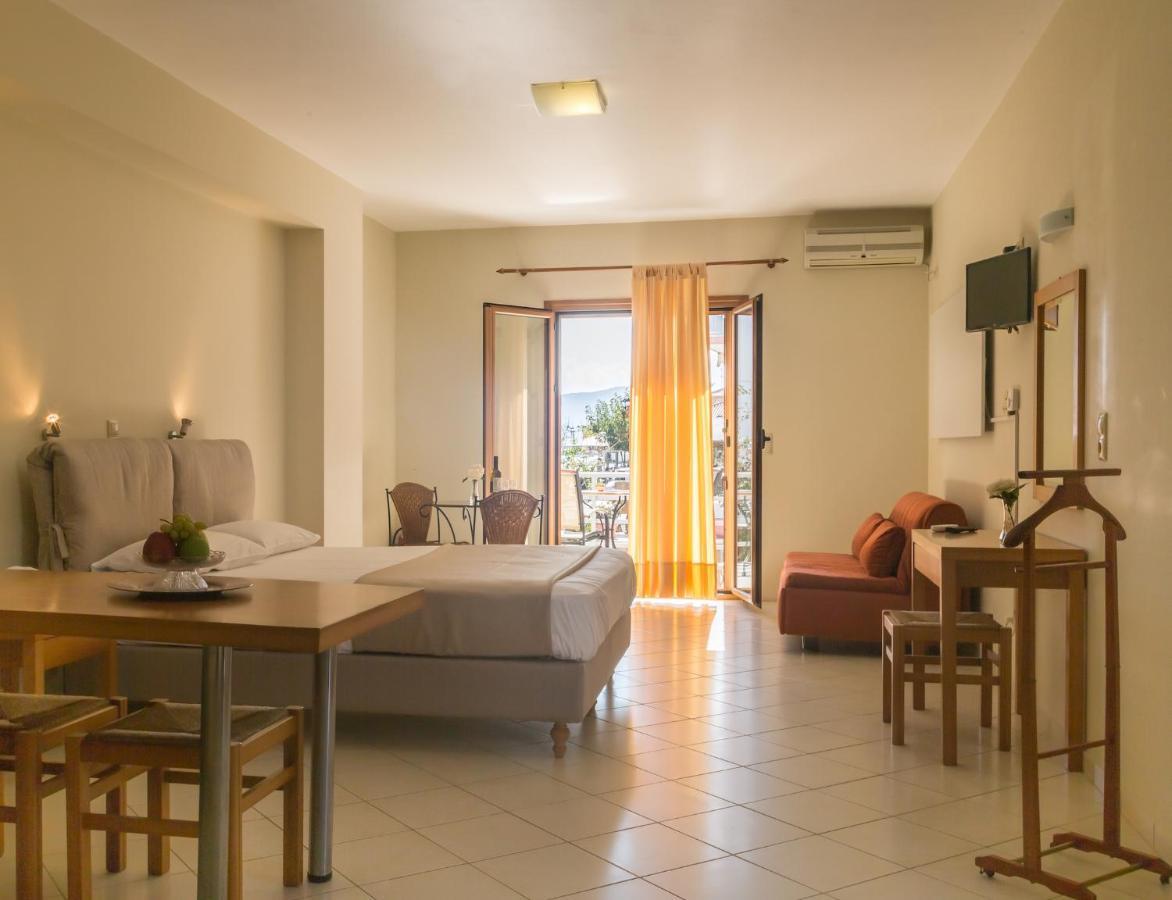 Eleni Suites Methoni Exterior photo