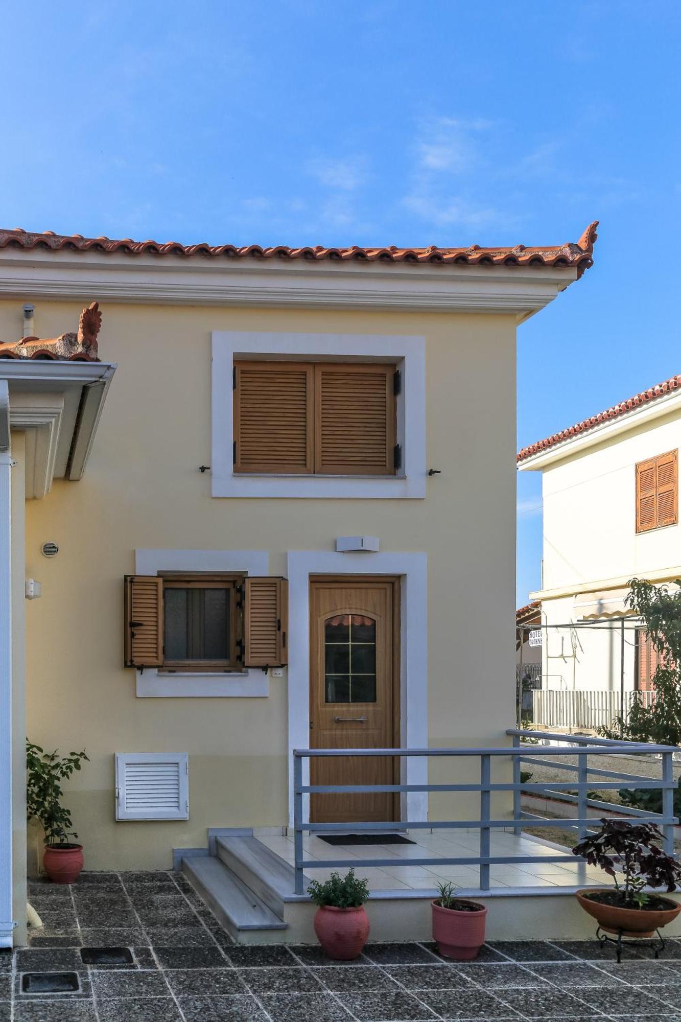 Eleni Suites Methoni Exterior photo